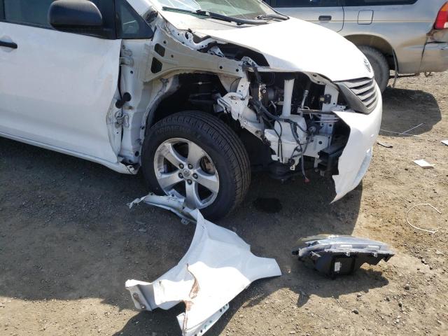 Photo 9 from auction – 2017 TOYOTA SIENNA with VIN 5TDZZ3DC6HS783787