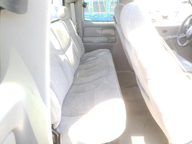 Photo 6 from auction – 2000 CHEVROLET SILVERADO with VIN 2GCEC19T8Y1131564