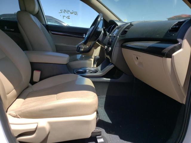 Photo 5 from auction – 2013 KIA SORENTO EX with VIN 5XYKU3A64DG345338