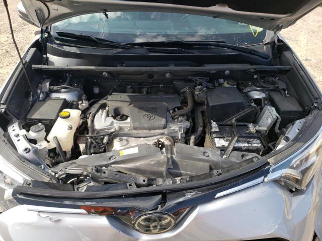 Photo 7 from auction – 2017 TOYOTA RAV4 LIMIT with VIN 2T3YFREV6HW313572