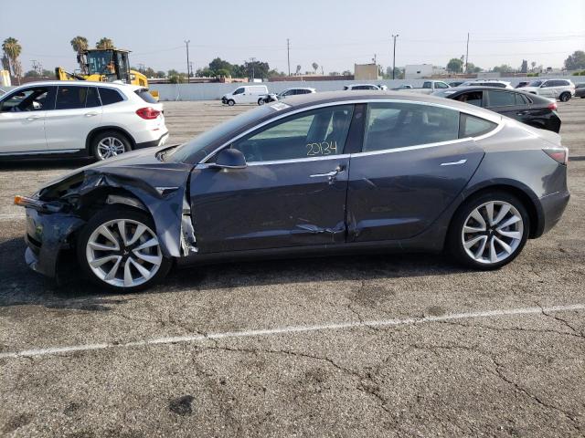 Photo 9 from auction – 2018 TESLA MODEL 3 with VIN 5YJ3E1EA4JF017585