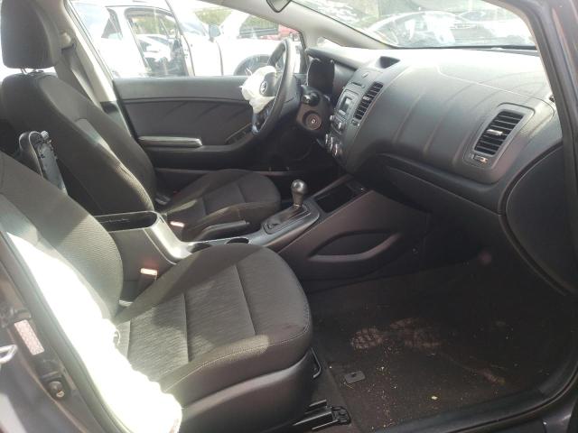 Photo 5 from auction – 2016 KIA FORTE LX with VIN KNAFK4A65G5597087