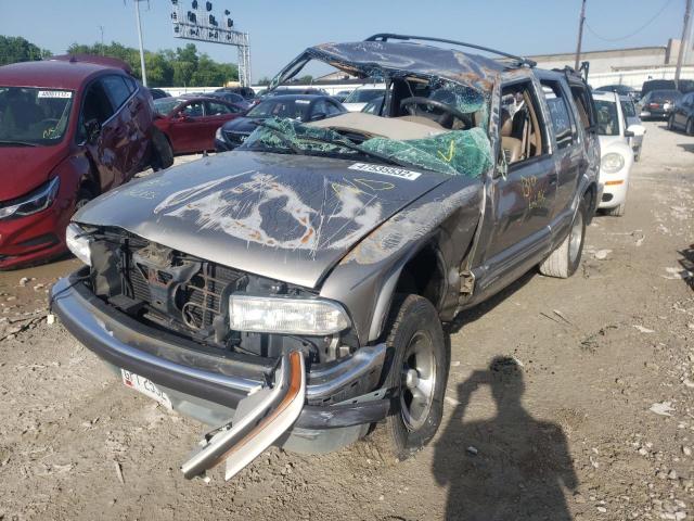 Photo 2 from auction – 2001 CHEVROLET BLAZER with VIN 1GNCS13W812111597