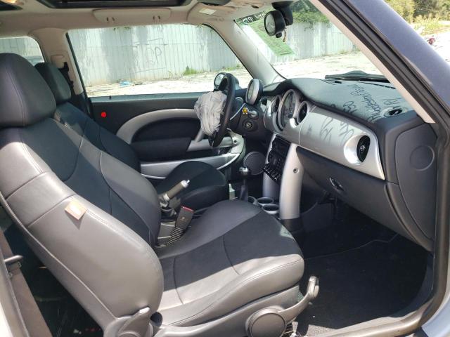 Photo 5 from auction – 2005 MINI COOPER with VIN WMWRC33465TC59659