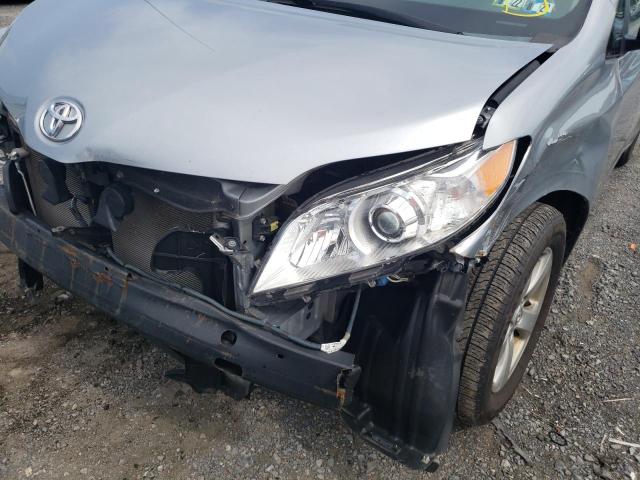 Photo 9 from auction – 2014 TOYOTA SIENNA LE with VIN 5TDKK3DC7ES437829