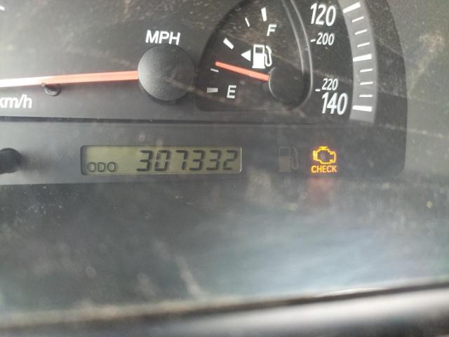 Photo 8 from auction – 2002 TOYOTA CAMRY LE with VIN JTDBE32K920044592