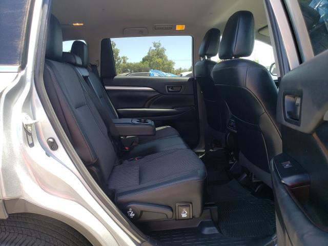 Photo 6 from auction – 2019 TOYOTA HIGHLANDER with VIN 5TDZZRFH5KS356233