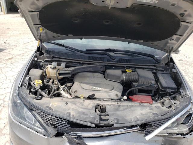 Photo 7 from auction – 2017 CHRYSLER PACIFICA T with VIN 2C4RC1BGXHR703072
