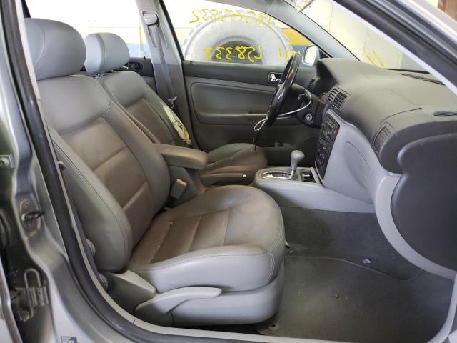 Photo 5 from auction – 2003 VOLKSWAGEN PASSAT GLS with VIN WVWVD63B13E121637