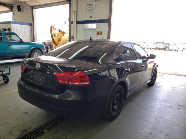 Photo 4 from auction – 2013 VOLKSWAGEN PASSAT S with VIN 1VWAP7A32DC097625