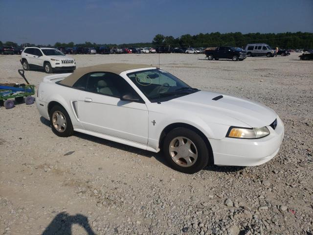 FORD MUSTANG 2000 with VIN 1FAFP4440YF121488 - Photo from auction