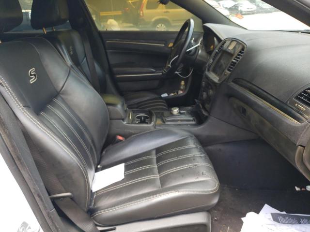 Photo 5 from auction – 2019 CHRYSLER 300 S with VIN 2C3CCABG0KH562682