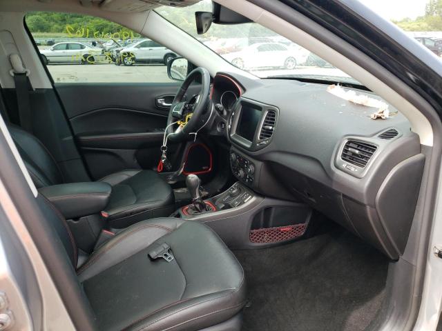 Photo 5 from auction – 2018 JEEP COMPASS TR with VIN 3C4NJDDB3JT263920