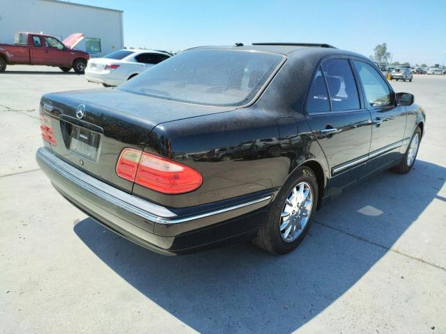 Photo 4 from auction – 2000 MERCEDES-BENZ E 320 with VIN WDBJF65J3YB104973