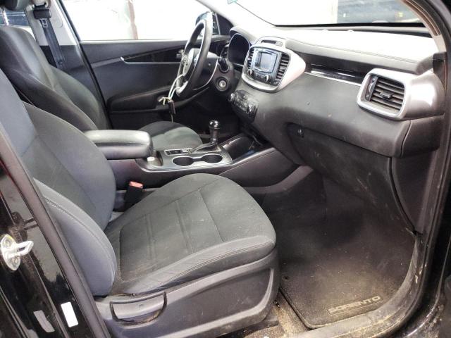 Photo 5 from auction – 2016 KIA SORENTO LX with VIN 5XYPGDA39GG170159