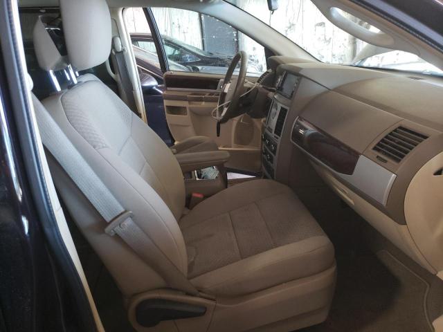 Photo 5 from auction – 2010 CHRYSLER TOWN & COU with VIN 2A4RR5D17AR338638
