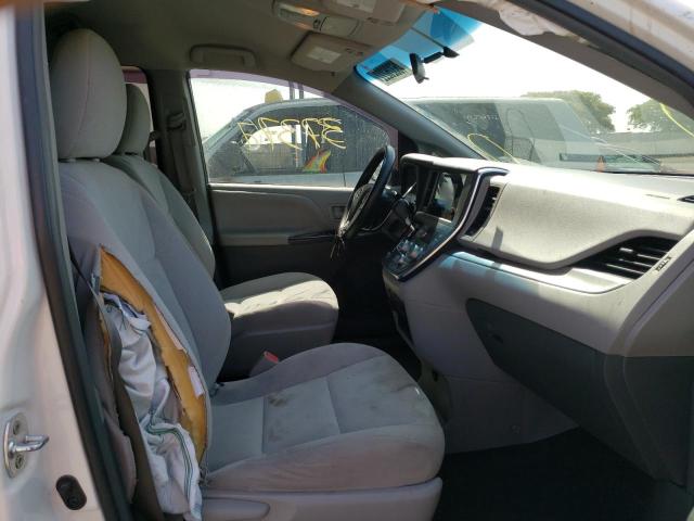 Photo 5 from auction – 2017 TOYOTA SIENNA with VIN 5TDZZ3DC6HS783787