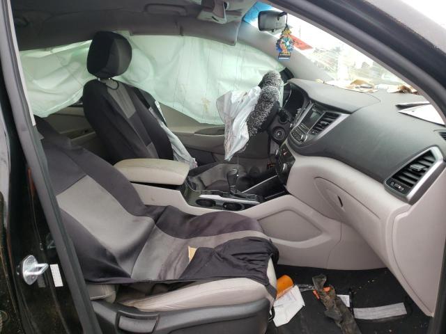 Photo 5 from auction – 2016 HYUNDAI TUCSON SE with VIN KM8J23A45GU165302