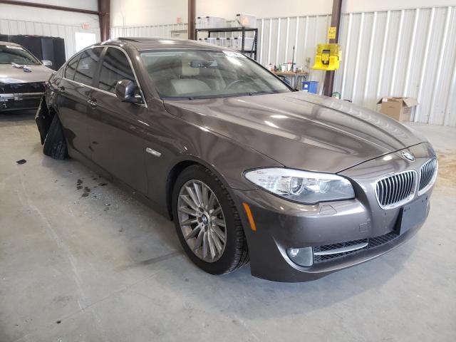 BMW 535 XI 2013 with VIN WBAFU7C59DDU70263 - Photo from auction