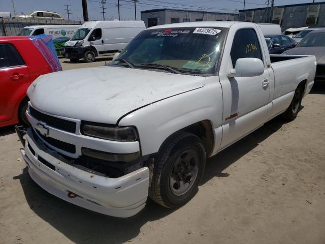 Photo 2 from auction – 1999 CHEVROLET SILVERADO with VIN 1GCEC14T0XE151554