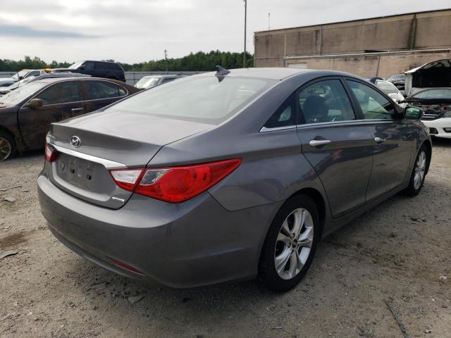 Photo 4 from auction – 2011 HYUNDAI SONATA SE with VIN 5NPEC4AC2BH226253