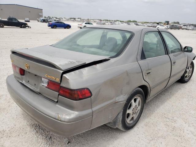 Photo 4 from auction – 1998 TOYOTA CAMRY CE with VIN 4T1BG22K5WU290702