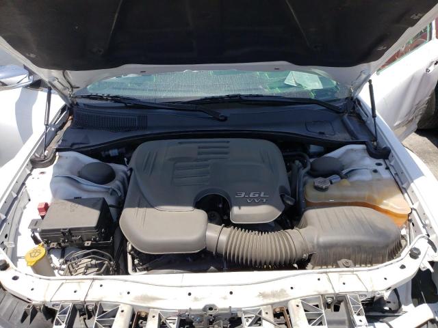 Photo 7 from auction – 2016 CHRYSLER 300C with VIN 2C3CCAEG6GH320501