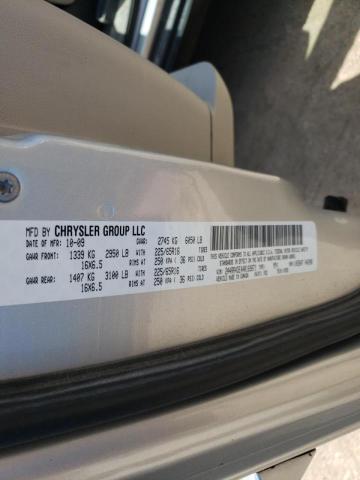 Photo 10 from auction – 2010 CHRYSLER TOWN & COU with VIN 2A4RR4DE4AR169871