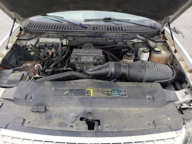 Photo 7 from auction – 2005 FORD EXPEDITION with VIN 1FMFU19515LA10511