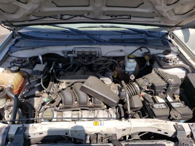 Photo 7 from auction – 2005 FORD ESCAPE XLT with VIN 1FMYU93175KB22992