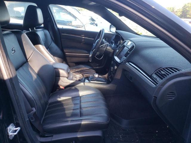 Photo 5 from auction – 2017 CHRYSLER 300 S with VIN 2C3CCAGG3HH518936