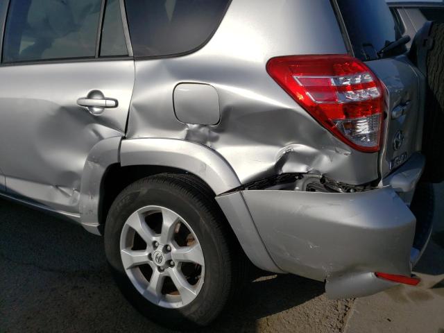 Photo 9 from auction – 2011 TOYOTA RAV4 LIMIT with VIN 2T3DK4DV6BW041949