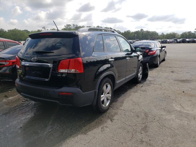 Photo 4 from auction – 2013 KIA SORENTO EX with VIN 5XYKUDA29DG333950