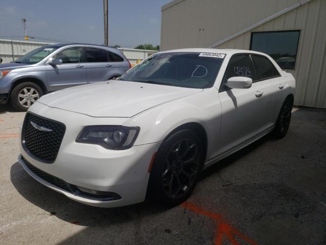 Photo 2 from auction – 2016 CHRYSLER 300 S with VIN 2C3CCABT3GH111346