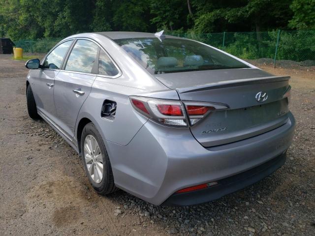 Photo 3 from auction – 2016 HYUNDAI SONATA HYB with VIN KMHE24L19GA013549