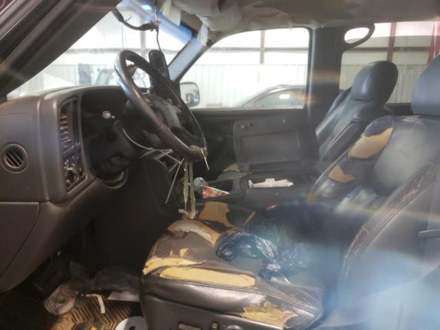 Photo 5 from auction – 2004 CHEVROLET AVALANCHE with VIN 3GNEC12T74G319463