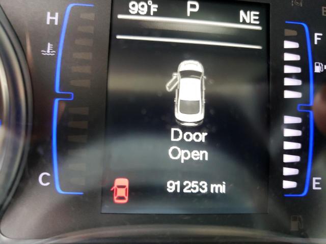 Photo 8 from auction – 2015 CHRYSLER 200 LIMITE with VIN 1C3CCCAB5FN634538