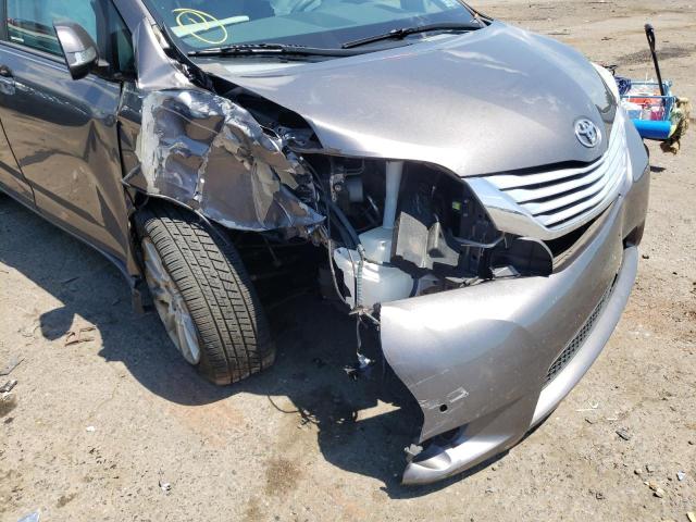 Photo 9 from auction – 2013 TOYOTA SIENNA XLE with VIN 5TDDK3DC3DS059404