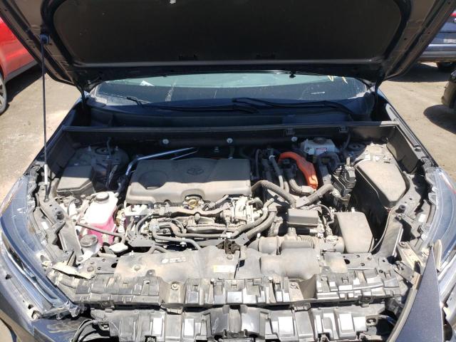 Photo 7 from auction – 2019 TOYOTA RAV4 XLE with VIN 2T3RWRFV2KW013702