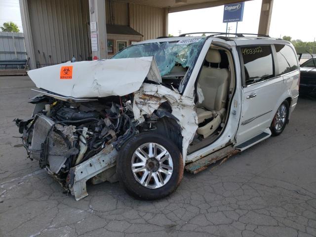 Photo 2 from auction – 2010 CHRYSLER TOWN & COU with VIN 2A4RR6DX3AR129830