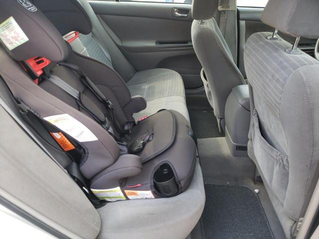 Photo 6 from auction – 2005 TOYOTA CAMRY LE with VIN 4T1BE32K15U952396