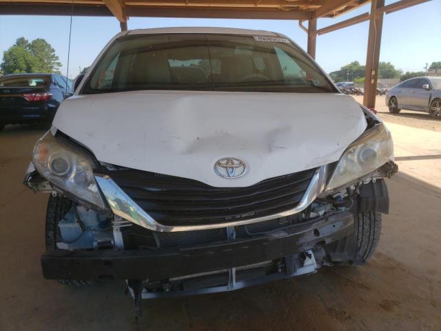 Photo 7 from auction – 2012 TOYOTA SIENNA LE with VIN 5TDKK3DC8CS214213