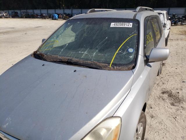 Zdjęcie 9 z aukcji – 2007 HYUNDAI ENTOURAGE z VIN KNDMC233776032445