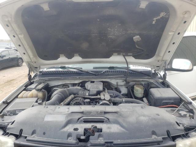Photo 7 from auction – 2002 CHEVROLET SILVERADO with VIN 1GCHC29142E125557