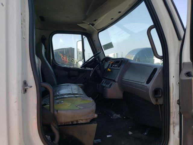 Photo 5 from auction – 2009 FREIGHTLINER M2 106 MED with VIN 1FVACWDT79DAG9067
