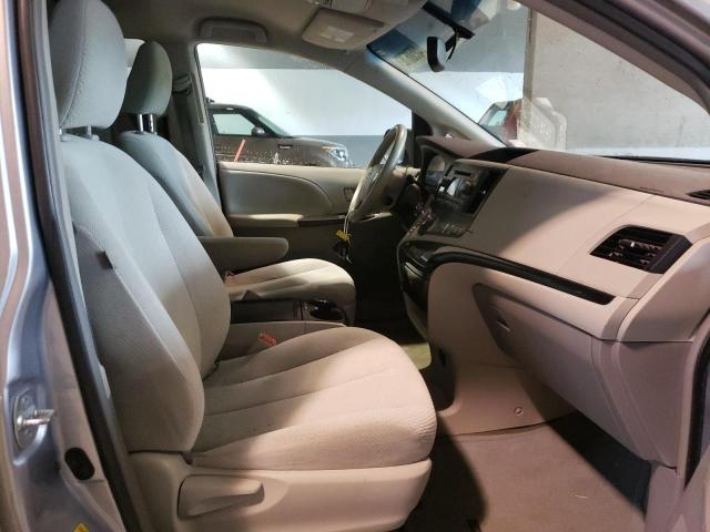 Photo 5 from auction – 2013 TOYOTA SIENNA LE with VIN 5TDKK3DC8DS298910