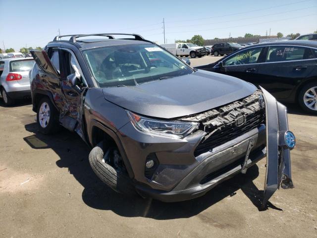 TOYOTA RAV4 XLE 2019 with VIN 2T3RWRFV2KW013702 - Photo from auction