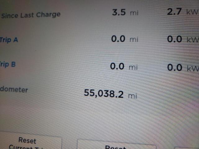 Photo 8 from auction – 2017 TESLA MODEL X with VIN 5YJXCBE28HF044143