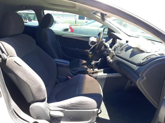 Photo 5 from auction – 2010 KIA FORTE SX with VIN KNAFW6A34A5238939