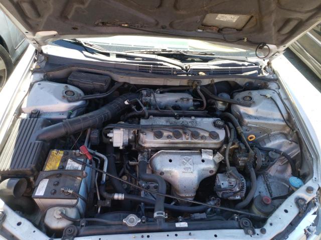 Photo 7 from auction – 2001 HONDA ACCORD with VIN 1HGCF86631A112522